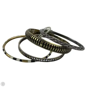 Bracelet Bangle By Clothes Mentor, Size: 04 Piece Set