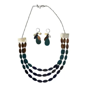 Necklace Set By Clothes Mentor In Blue & Brown, Size:02 Piece Set