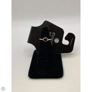 Ring Band By Clothes Mentor, Size: 7