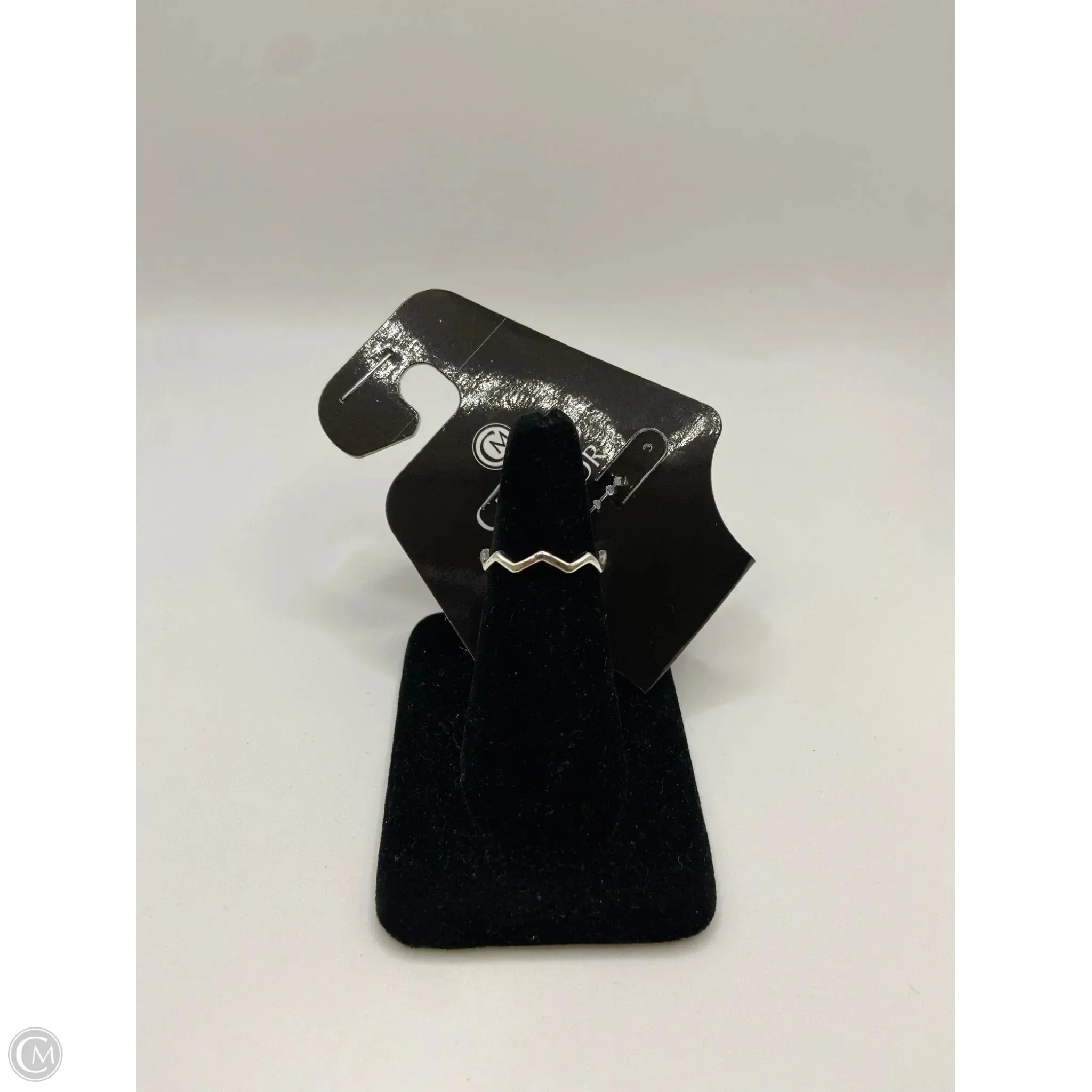Ring Band By Clothes Mentor, Size: 8