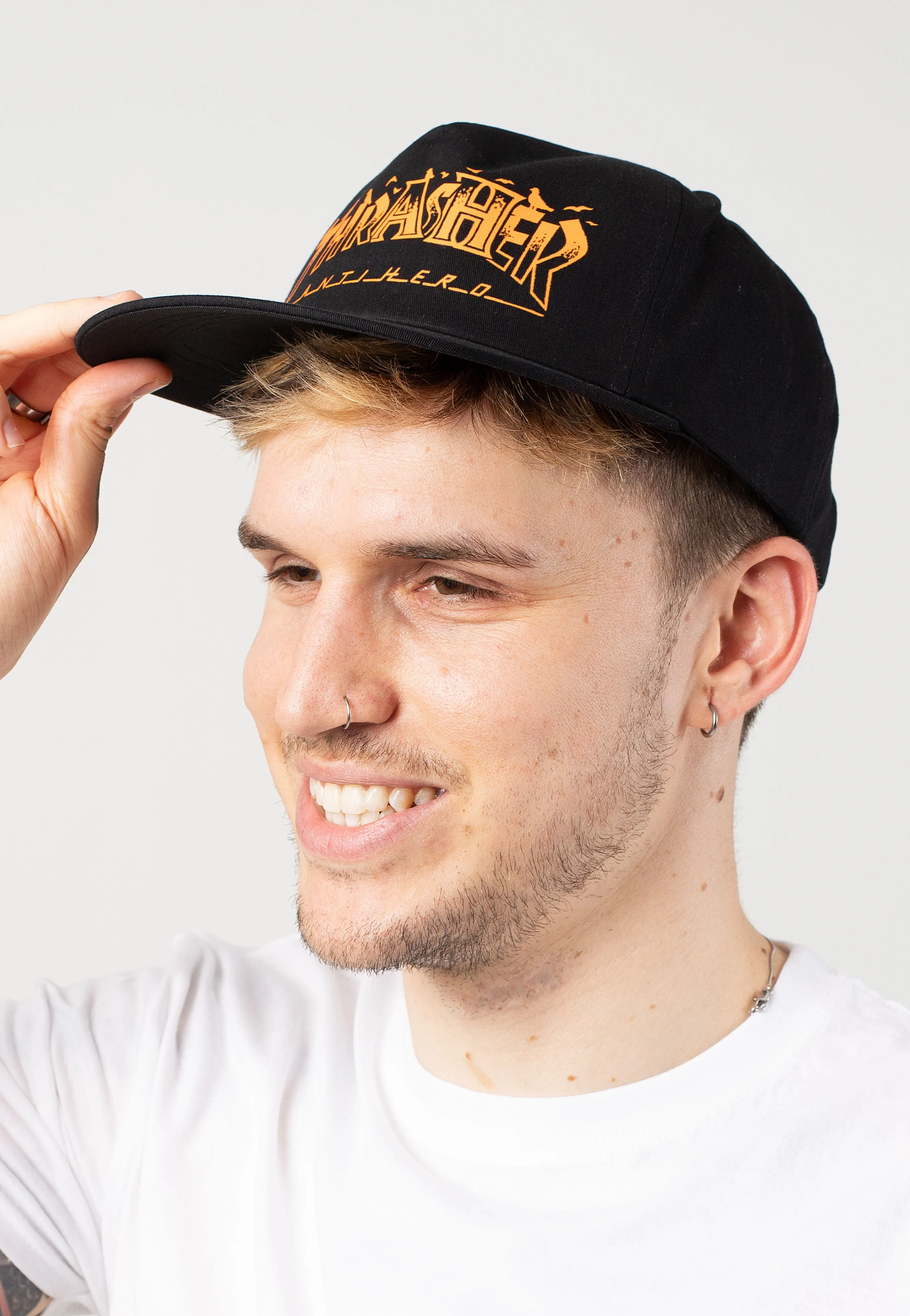 Thrasher x Antihero - Pigeon Mag Black - Cap